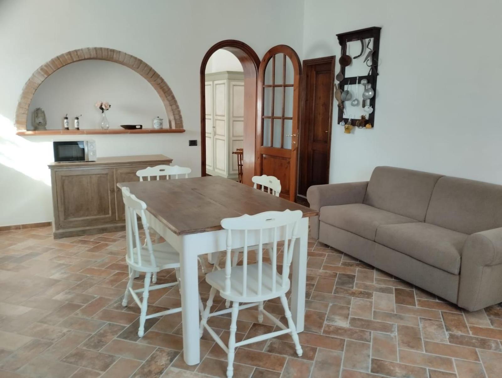Casa Alla Madonna San Gimignano Bagian luar foto